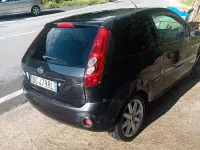 Usata Ford Fiesta 68 CV (50 kW) 2007 Nero Utilitaria