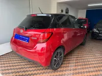 Usata Toyota Yaris Trend 69 CV (50 kW) 2016 Rosso Berlina