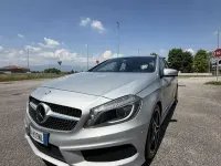 Usata Mercedes A200 Premium 136 CV (100 kW) 2012 Grigio Utilitaria