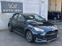 Usata Toyota Yaris Trend 72 CV (52 kW) 2022 Grigio Utilitaria