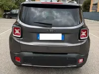 Usata Jeep Renegade Limited 140 CV (102 kW) 2016 Grigio SUV