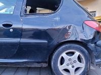 Usata Peugeot 206 90 CV (66 kW) 2000 Nero Utilitaria