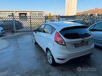 Usata Ford Fiesta Titanium 75 CV (55 kW) 2014 Other Utilitaria