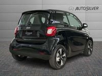 Usata Smart ForTwo Coupé Passion 41 kW (56 CV) 2022 Nero / pastello Utilitaria