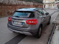 Usata Mercedes GLA180 Executive 109 CV (80 kW) 2017 Marrone SUV