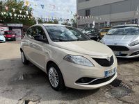 Usata Lancia Ypsilon 69 CV (50 kW) 2017 Beige Utilitaria