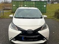 Usata Toyota Aygo X-play 2017 Bianco Utilitaria