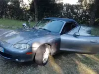 Usata Mazda MX5 110 CV (80 kW) 2002 Cabrio