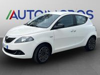 Usata Lancia Ypsilon Silver 69 CV (50 kW) 2022 Bianco Utilitaria