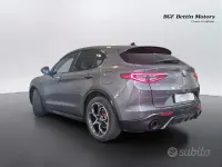 Usata Alfa Romeo Stelvio Veloce 209 CV (153 kW) 2024 Grigio vesuvio SUV