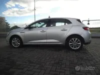 Usata Renault Mégane 95 CV (69 kW) 2016 Grigio Berlina