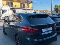 Usata BMW 218 Sport Line 151 CV (111 kW) 2018 Grigio Station wagon
