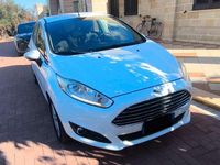 Second-hand Ford Fiesta 80 CP (58 kW) 2014 Alb Hatchback