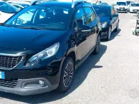 Usata Peugeot 2008 Active 99 CV (72 kW) 2017 Nero SUV