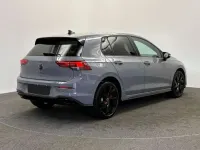 Usata VW Golf VIII GTE 150 CV (110 kW) 2023 Grigio pietra di luna Berlina