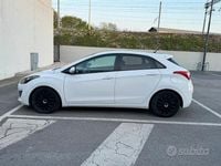 Usata Hyundai i30 90 CV (66 kW) 2013 Bianco Berlina