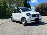 Begagnad Smart ForFour 71 HK (52 kW) 2019 Vit Halvkombi