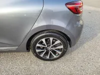 Gebraucht Renault Clio V Techno 94 PS (69 kW) 2023 Grau Limousine