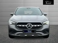 Usata Mercedes GLA200 150 CV (110 kW) 2020 Grigio medio metallizzato SUV