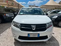 Usado Dacia Sandero Ambiance 72 CV (52 kW) 2013 Blanco Berlina