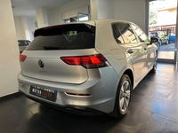 Usata VW Golf VIII Life 115 CV (84 kW) 2020 Argento Berlina