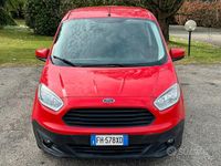 Usata Ford Transit 76 CV (55 kW) 2017 Rosso SUV