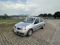 Usata Renault Clio II 58 CV (42 kW) 2007 Grigio Utilitaria