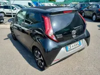 Usata Toyota Aygo Connect Style 72 CV (52 kW) 2020 Nero Utilitaria