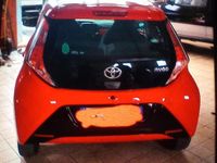 Usata Toyota Aygo 69 CV (50 kW) 2015 Rosso Utilitaria