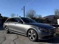 Usado Mercedes E200 160 CV (117 kW) 2020 Gris Familiar