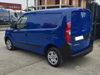 Usata Fiat Doblò S 105 CV (77 kW) 2020 Blu Monovolume