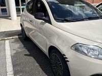 Usata Lancia Ypsilon Gold 69 CV (50 kW) 2018 Utilitaria