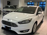 Usata Ford Focus Titanium 120 CV (88 kW) 2017 Beige Berlina