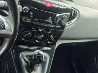 Usata Lancia Ypsilon Gold 95 CV (69 kW) 2014 Nero Utilitaria