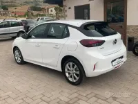 Usata Opel Corsa Elegance 102 CV (75 kW) 2022 Bianco Utilitaria