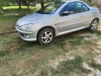 Usata Peugeot 206 CC Quiksilver 109 CV (80 kW) 2004 Grigio Cabrio