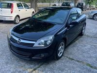 Usata Opel Astra 200 CV (147 kW) 2005 Nero Coupé