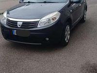 Usata Dacia Sandero Ambiance 75 CV (55 kW) 2010 Berlina