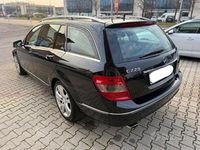 Usata Mercedes C220 Avantgarde 170 CV (125 kW) 2009 Nero Station wagon