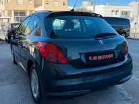 Usata Peugeot 207 68 CV (50 kW) 2007 Nero Berlina