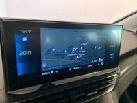 Usata Peugeot 3008 Allure 131 CV (96 kW) 2022 Blu/azzurro SUV