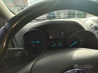 Usata Ford Kuga 120 CV (88 kW) 2017 Bianco SUV