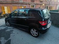 Usata Mercedes B200 Executive 140 CV (102 kW) 2010 Blu/azzurro Monovolume