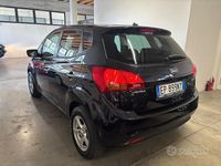 Usata Kia Venga 127 CV (93 kW) 2012 Nero Utilitaria