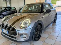 Usata Mini Cooper D Hype 116 CV (85 kW) 2017 Grey champagne Utilitaria
