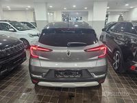 Usata Renault Captur Techno 100 CV (73 kW) 2023 Grigio SUV