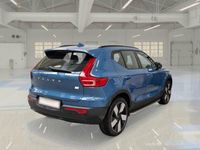 Usata Volvo XC40 Plus 179 CV (131 kW) 2023 Fjord blue metallizzato SUV
