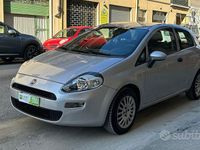 Usata Fiat Punto Street 69 CV (50 kW) 2018 Grigio Berlina
