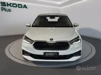Usata Skoda Fabia Ambition 80 CV (58 kW) 2023 Bianco luna metalizzato Utilitaria