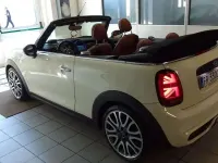 Usata Mini Cooper SD Cabriolet Hype 170 CV (125 kW) 2018 Bianco Cabrio